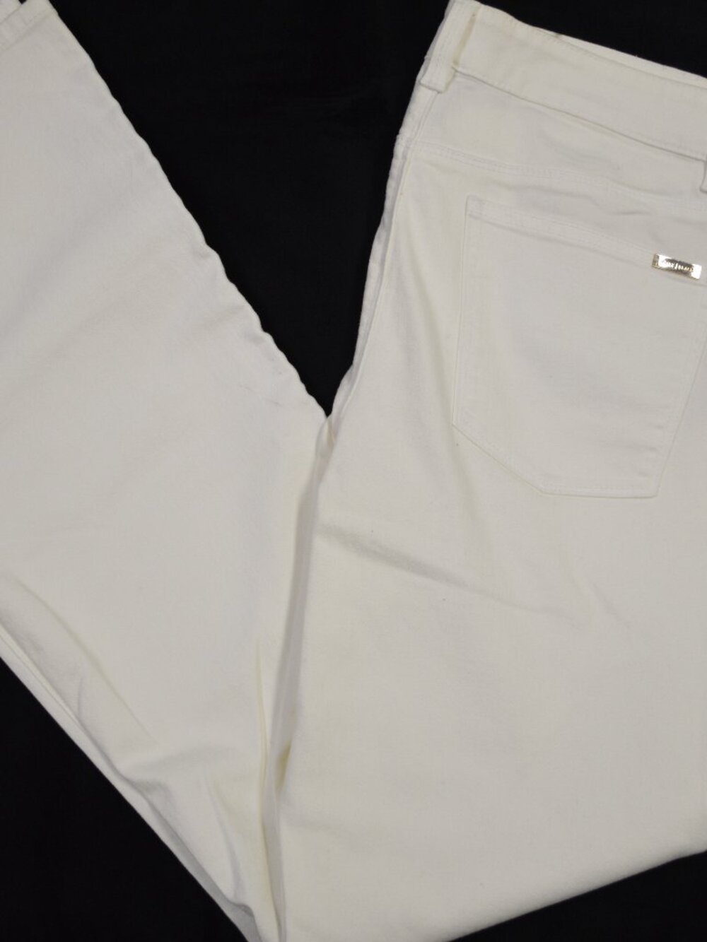 Women’s White House Black Market Skinny Flare Jeans Size 12R White